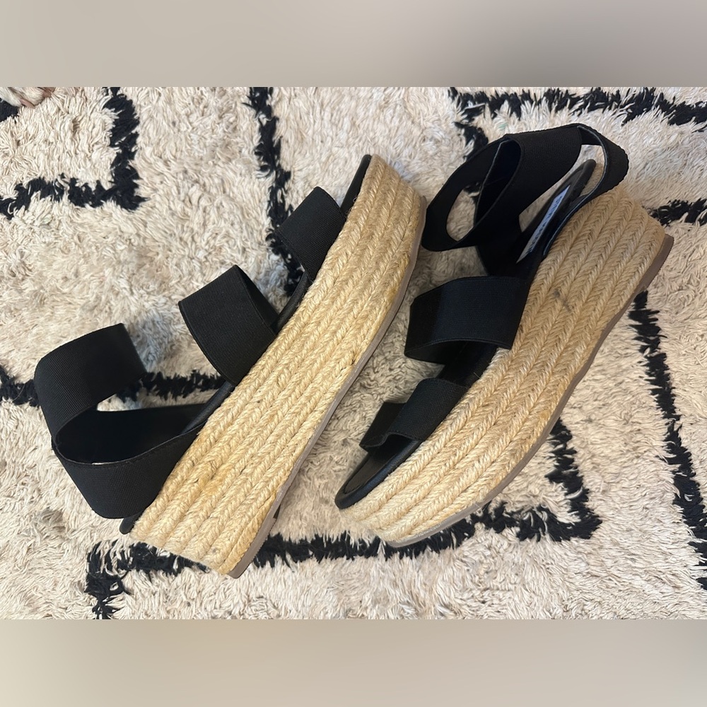 Steve Madden platform sandals